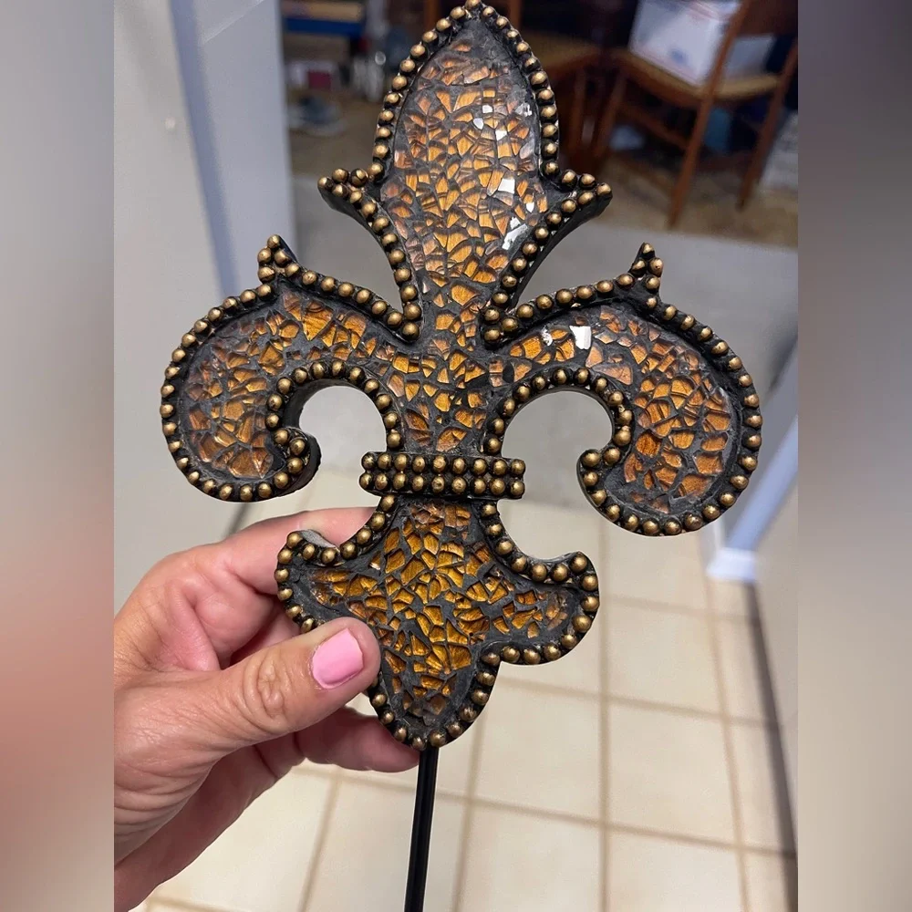 Home decor 2fer Fleur-de-Lis Wall Hook & Sun face decor ball